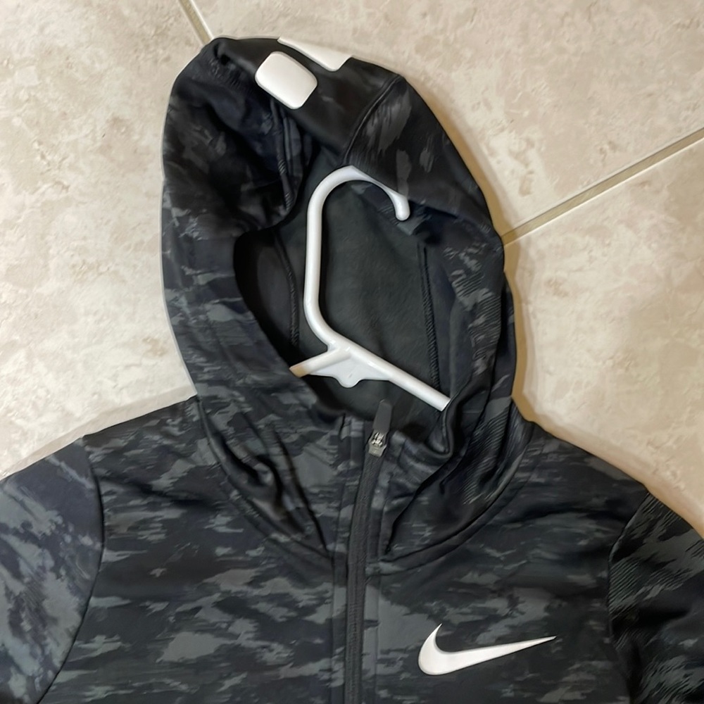 Nike boys hoodie